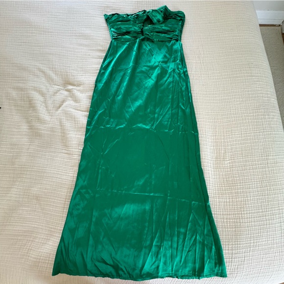 Amazon Dresses & Skirts - Amazon Strapless Green Midi Dress